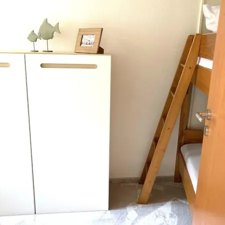 Strandburg 207 * ג'וסט